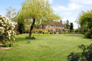 Long Pightle, Golf Club Lane, Uckfield TN22 3XB