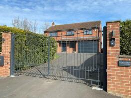 Hawthornes, Cross Street, Retford DN22 9HL