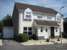 41, Trimaran Road, Warsash, Southampton SO31 9BE
