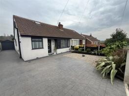 12, Mazebrook Crescent, Drub, Cleckheaton BD19 4BS