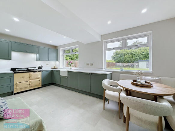 Kitchen/Dining Ro...