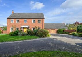 18, Weston Park, Ross-on-wye HR9 7FR