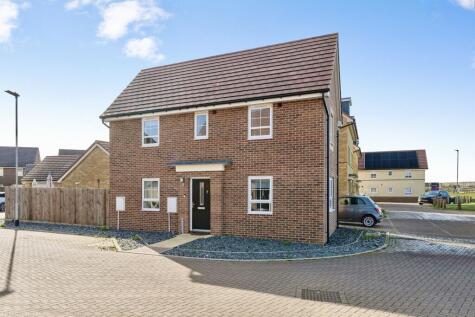 Eagle Close, Red Lodge, Bury St. Edmunds