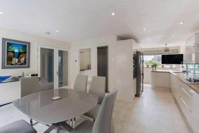 Kitchen/Dining Room