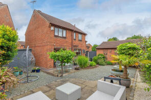 36, Chapel Walk, Riccall, York YO19 6NU