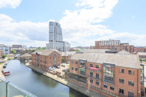 Flat 28, 1 Candle House, Wharf Approach, Holbeck, Leeds LS1 4GH
