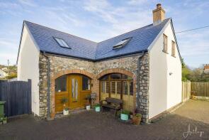The Arches, Beynon Court, Port Eynon, Swansea SA3 1NL