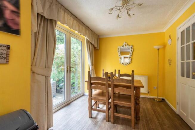 37 camelot av-low-20