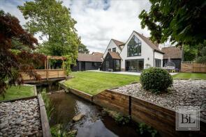 Pear Tree Cottage, Alphamstone Road, Lamarsh CO8 5ES
