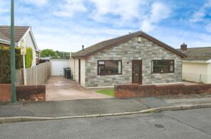 2, Holly Close, Rassau, Ebbw Vale NP23 5TU