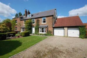 Moat House, Mounstrall Lane, Northallerton DL7 0LY