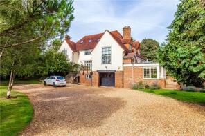 Chequers House, The Green, Whipsnade LU6 2LL