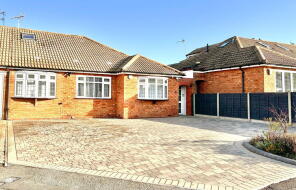 20, Eastleigh Drive, Halesowen B62 0PA
