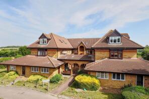 5, Beetham Court, Unadopted Roads Around Herts Training School, Crouchfields, Ware SG12 0PS