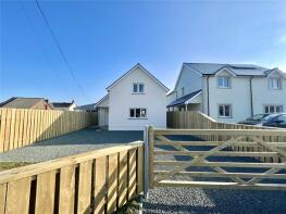 Y Bwthyn, Lady Road (blaenporth), Blaenporth SA43 2BE
