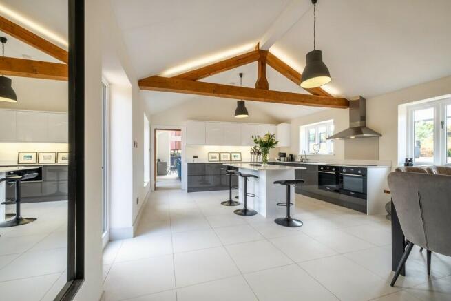 Bryers Barn-lowre...