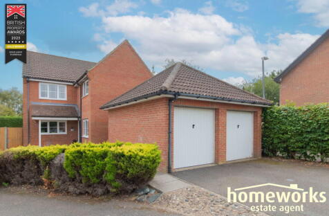 Luxembourg Way, Dereham, NR19 1XS