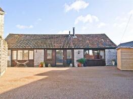 Fairfields, Fosse Way, West Lydford, Somerton TA11 7DP