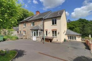 2, Tone View, South Molton Road, Chipstable, Taunton TA4 2AZ