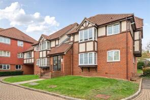 Flat 22, 61 Sandringham Court, Priory Field Drive, Edgware HA8 9QU