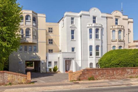 Broadwater Road, Worthing, BN14
