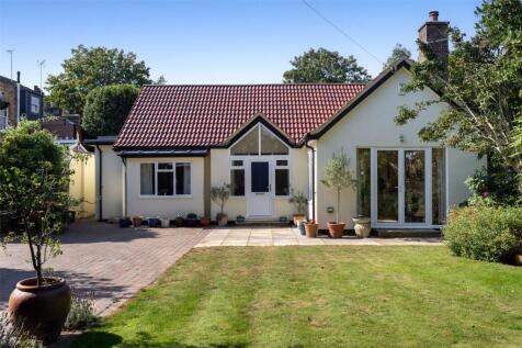 Ferry Road, Twickenham, TW1