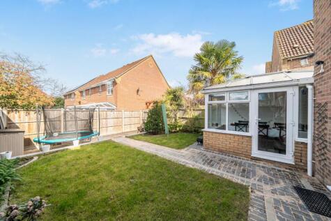 Camelia Close, Havant