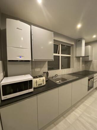 KITCHEN 1
