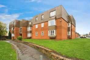 82, Vicarage Court, Brockworth, Gloucester GL3 4HT