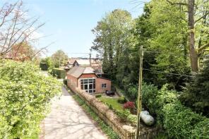 Steam Barn, Lasham Road, Lasham, Alton GU34 5SD