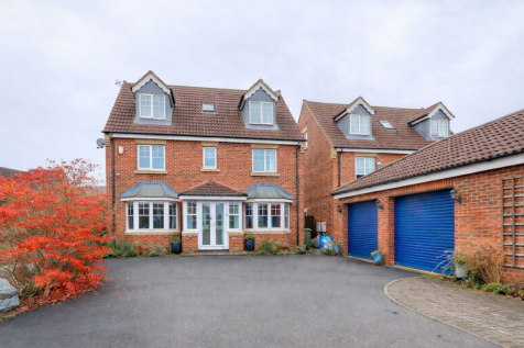 Apsley Way, Ingleby Barwick, TS17