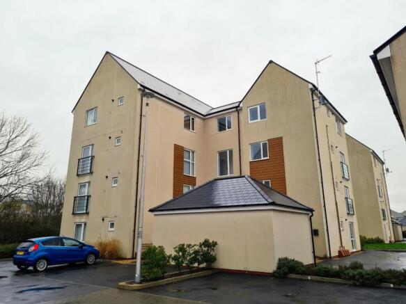 156 Paper Mill Gardens .jpg