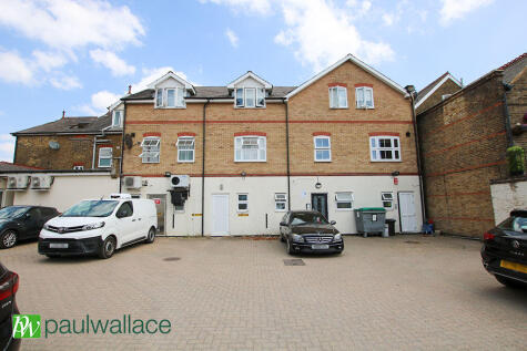 Turners Hill, Cheshunt