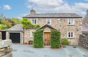 6, Brook House Croft, Stainforth, Settle BD24 9QE