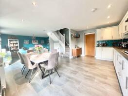 3, Manor Farm Mews, Grimsby DN37 0BL