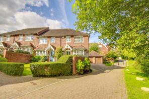 6, The Paddocks, Haywards Heath RH16 4TF