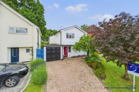 Malus Drive, Rowtown, Surrey, KT15