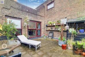 159, Castle Road, London NW1 8SU