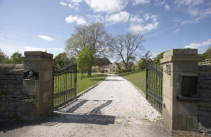 The Old Farmhouse, Pasture Lane, Buxton SK17 9QZ