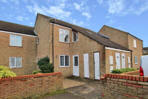 Flat 3, Shelton Court, Pyms Close, Bedford MK44 3HY