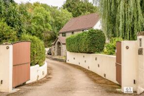 61 New Farm House, Caswell Lane, Bristol BS20 7RT