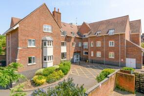 Flat 36, 8 Manor Place, Bridge Street, Walton-on-thames KT12 1AB