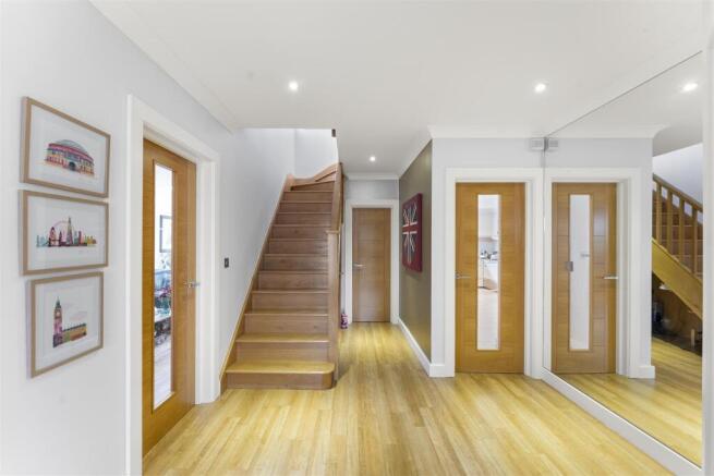 183 Ember Lane East Molesey KT812.jpg