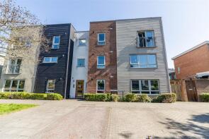 9, July Courtyard, Summers Pass, Redheugh, Gateshead NE8 2DX