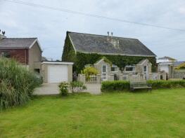 1, Snowdon View, Road From Dinas Dinlle Beach Road To Dinlle Caravan Site, Caernarfon LL54 5TW