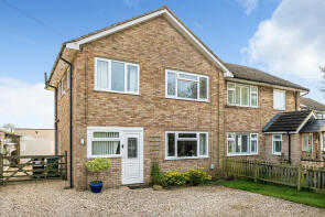 55, College Crescent, Aylesbury HP18 9QZ