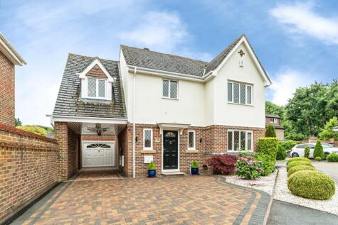 Garrett Close, Newbury, RG20
