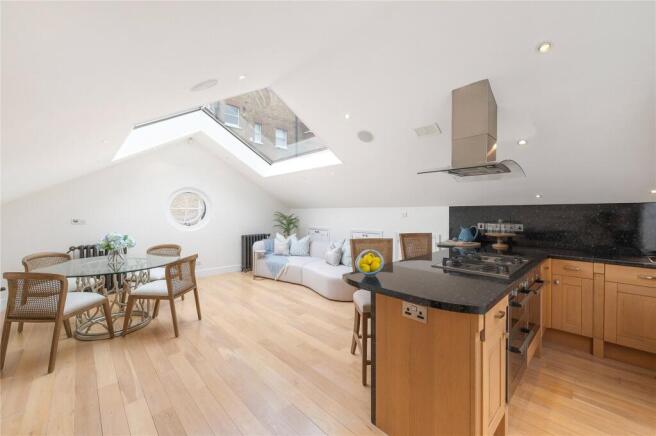 Kitchen/Dining