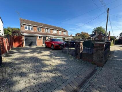 Woodfield Lane, Stowmarket