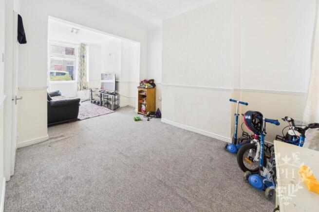 Living/Dining Room